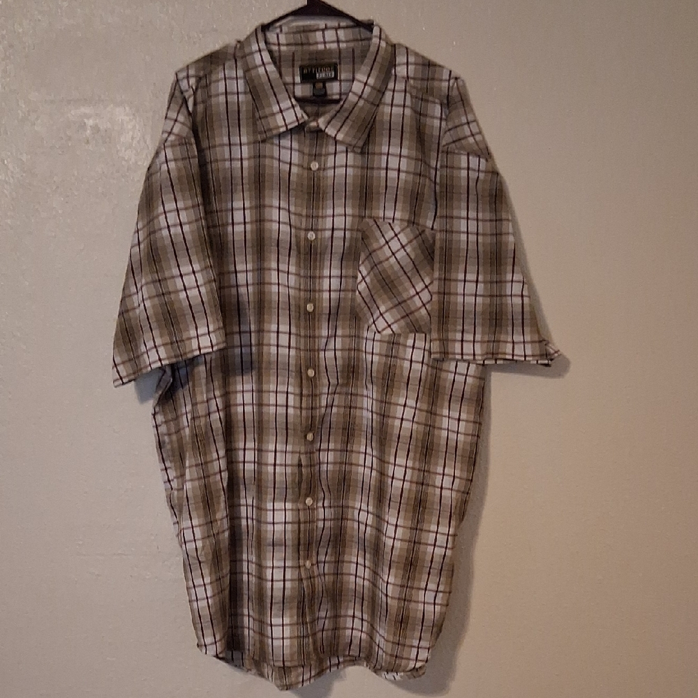 Plaid Short Sleeve Men's Shirt
